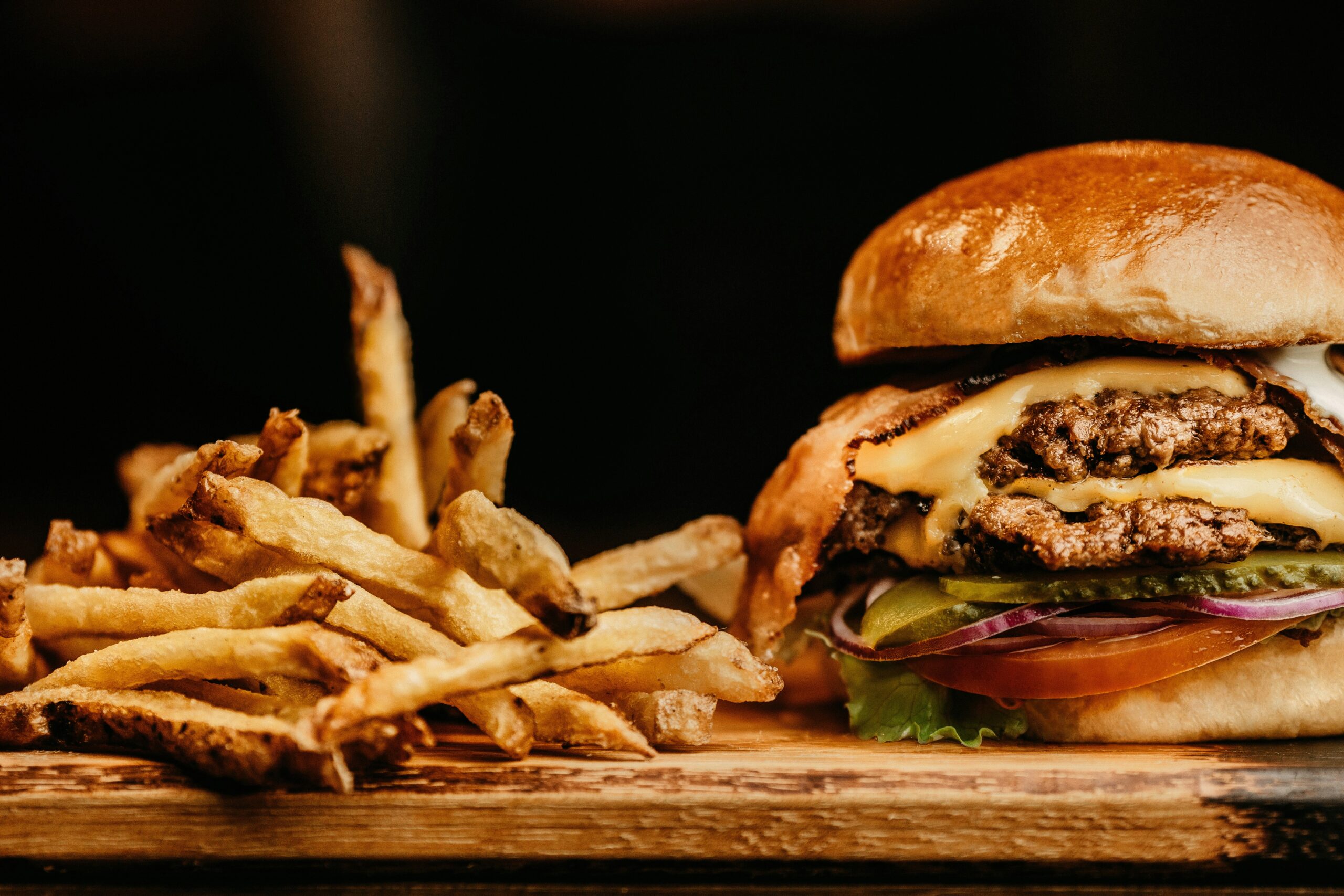Flame-grilled beef burger with chips, Steers vs Wimpy price and taste comparison